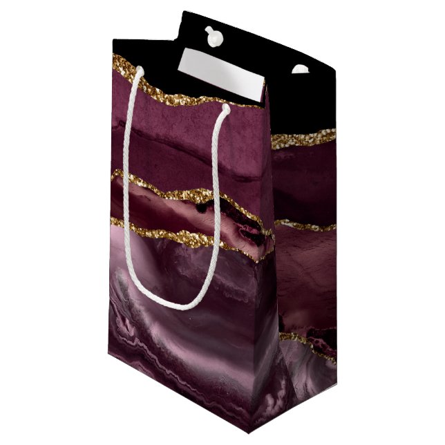 Agate Burgundy Wedding Muster Kleine Geschenktüte (Vorderseite Schrägansicht)