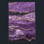 Agate Lila Violet Gold Glitzer Geode Individuelle  Geschirrtuch<br><div class="desc">Agate Lila Violet Gold Glitzer Geode Individuelle Name Sparkle Marmor Personalisiert Geburtstag - Geburtstag oder Hochzeitsgeschenk / Beides - Fügen Sie Ihren Namen - Text oder Entfernen - Make Your Special Gift - Neu vergrössern und verschieben oder entfernen und fügen Sie Text / Elemente mit Anpassungstool. Design von MIGNED. Bitte...</div>