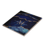 Agate Navy Blue Gold Edelstein Marmormonogramm Fliese<br><div class="desc">Agate Navy Blue Gold Edelstein Marmor Monogram Name Geode Glitzer Sparkle Personalisiert Geburtstag - Geburtstag oder Hochzeitsgeschenk / Beißig - Add Your Letter / Name - Text oder Entfernen - Make Your Special Gift - Neu formatieren und verschieben oder entfernen und hinzufügen / Elemente mit Anpassungstool. Design von MIGNED. Bitte...</div>