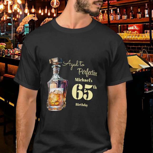 Aged to Perfection Men's 65th Whiskey Birthday  T-Shirt (Von Creator hochgeladen)