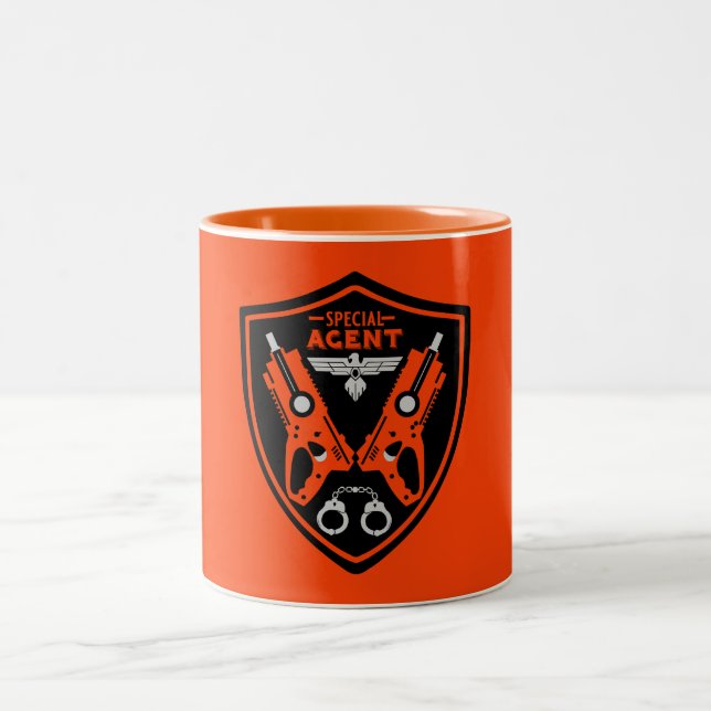 Agent-Kid Zweifarbige Tasse (Mittel)