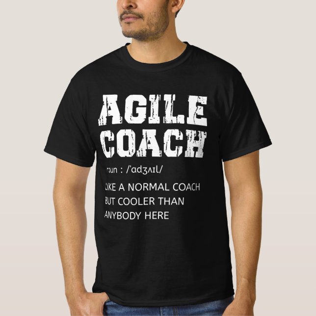 Agile Coach Definition für jemanden, der Agile ver T-Shirt (Vorderseite)