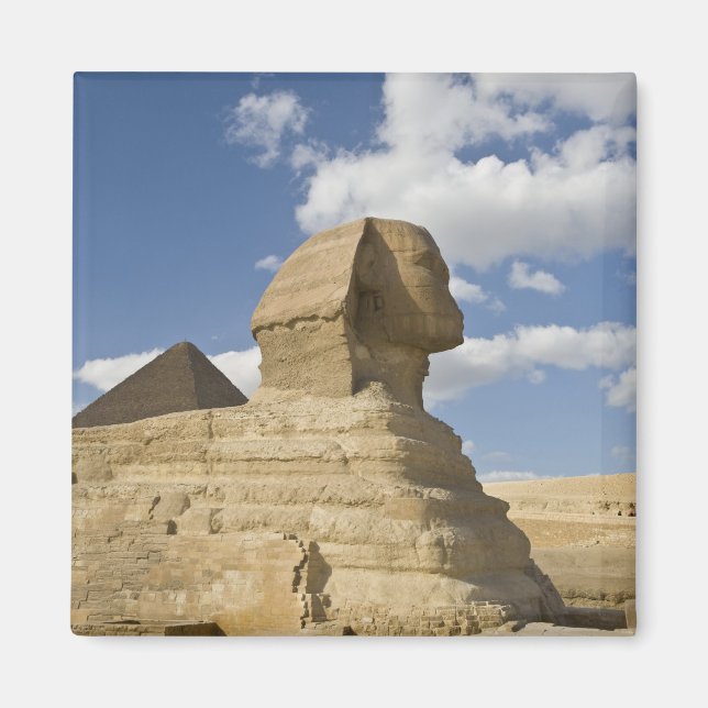 Ägypten, Gizeh. Der große Sphynx erhebt sich über  Magnet (Vorne)