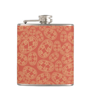 Ägyptische Stammesschilde Cream Rusty Red Ethnic Flachmann