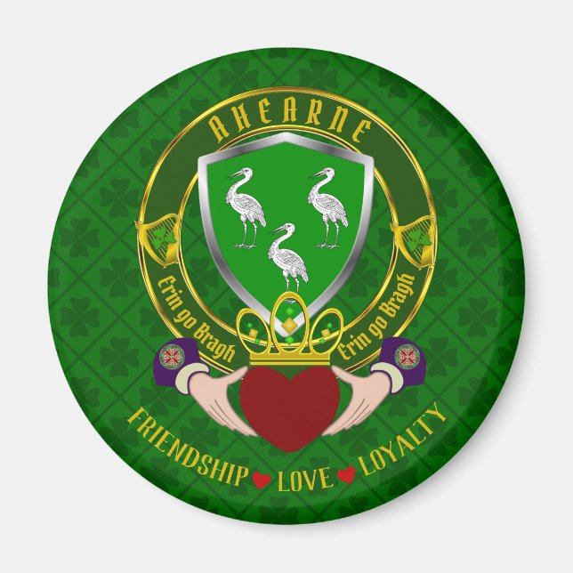 Aherzne Irish Shield & Claddagh Magnet (Vorne)