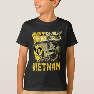 Ähm1 Huey Helicopter 1st Cavalry Division Vietnam  T-Shirt