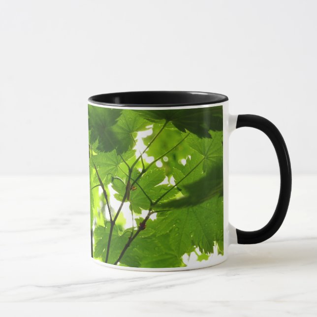 Ahorn-Blätter mit Regentropfen Tasse (Rechts)