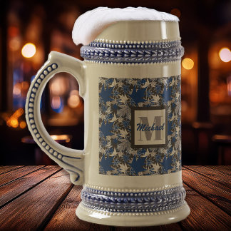 Ahorn Verlasse Blau auf kohlebeständigem Hintergru Bierglas