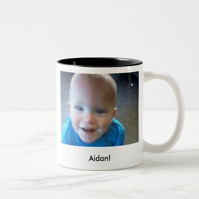 Aidan nah! , Aidan! Zweifarbige Tasse (Rechts)