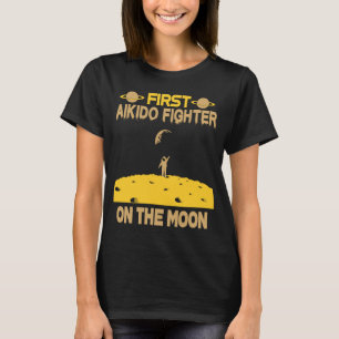 Aikido-Kampf auf dem Mond T-Shirt