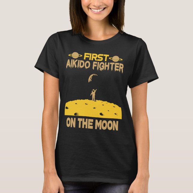 Aikido-Kampf auf dem Mond T-Shirt (Vorderseite)