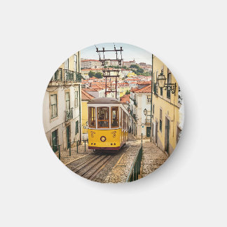 Aimant Alfama, Lisboa - Portugal - Tram