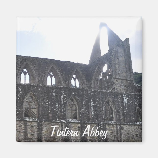 Aimant Ancienne abbaye de Tintern, monastère cistercien,  (Devant)