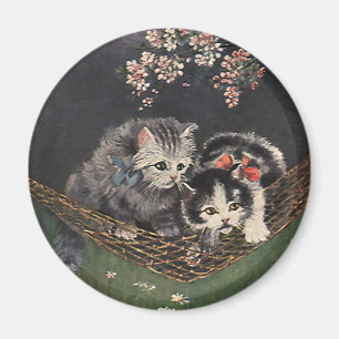 Aimant Animaux vintages, chat Tabby ou chatons dans un ha