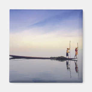 Aimant Asie, Birmanie, (Myanmar) Bateau de pêche réfléchi