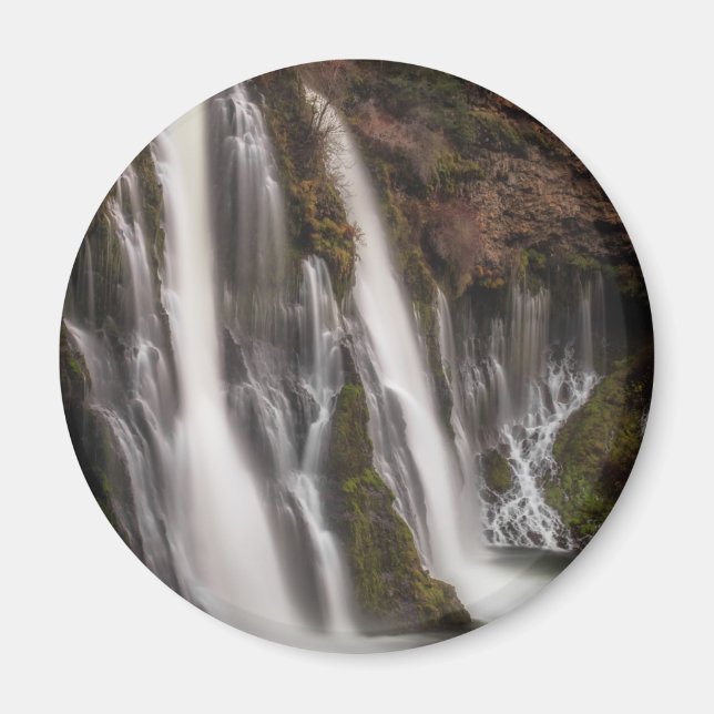 Aimant Au-dessus des chutes Burney (Devant)