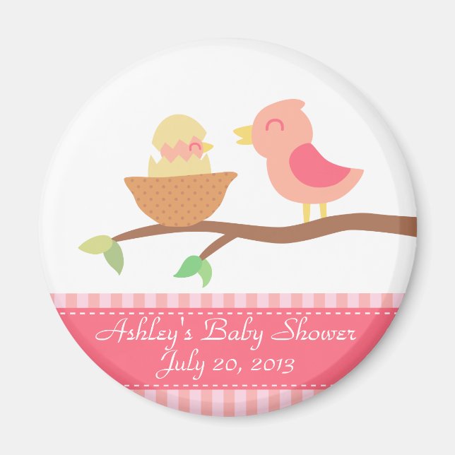 Aimant Baby shower : Joli oiseau rose avec un bébé à pein (Devant)