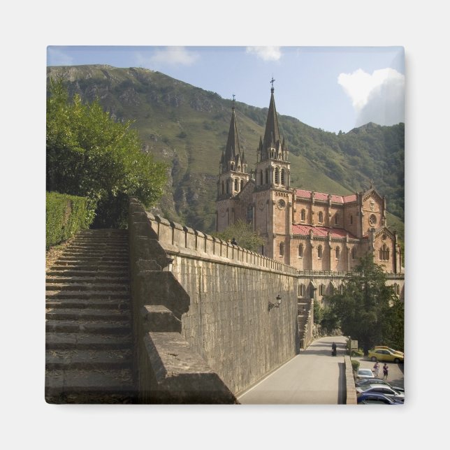 Aimant Basilique de Covadonga, nord-ouest de l'Espagne. (Devant)