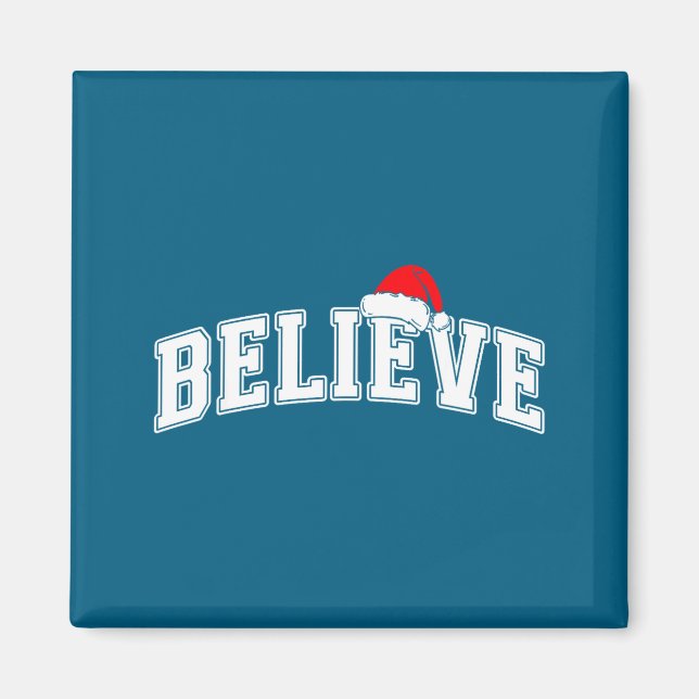 Aimant Believe Christmas Varsity Text With Santa Hat Fami (Devant)