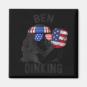 Aimant Ben qui boit du pickleball drapeau vintage drôle p