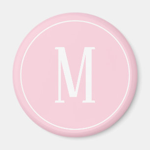 Aimant Blanc de monogramme sur l'aimant rond rose-clair