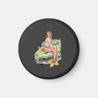 Aimant Blonde Mermaid on Vintage Green Car Watercolor Ill