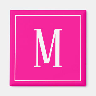 Aimant carré Monogramme blanc sur fond rose vif