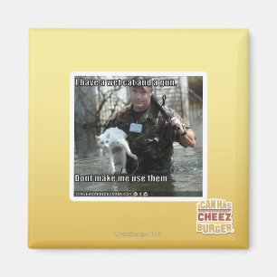 Aimant Chat et arme à feu humides