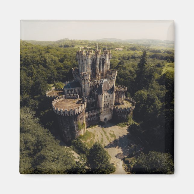 Aimant Château de pierre gris grand en Bois vert surélevé (Devant)