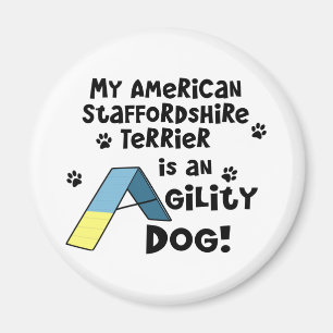 Aimant Chien d'agilité du Staffordshire Terrier américa