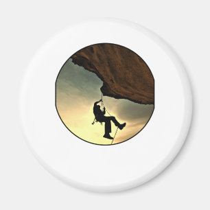 Aimant Climbing mountain man