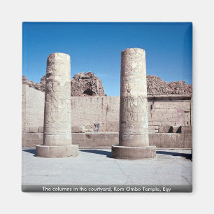 Aimant Colonnes dans la cour, Temple Kom Ombo, Egy