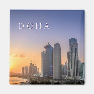 Aimant Coucher du soleil au-dessus de la ville de Doha,