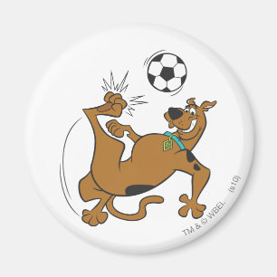 Aimant Coup-de-pied aérien du football de Scooby-Doo