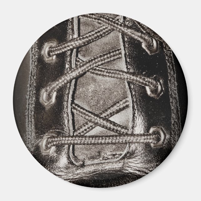 Aimant Cuir noir et lacets (Devant)