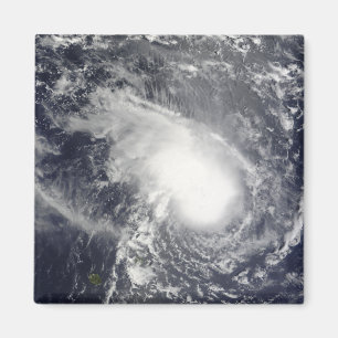Aimant Cyclone tropical Gael approchant le Madagascar