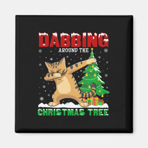 Aimant Dabbing Autour De L'Arbre De Noël Savannah Chat Xm