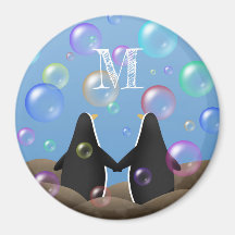 des amis pingouins regardant les bulles monogramme