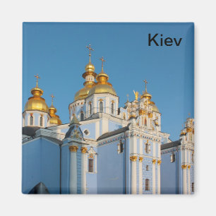 Aimant D'or fait face de St Michael dans la cathédrale à