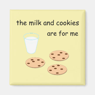 aimant du lait et des biscuits