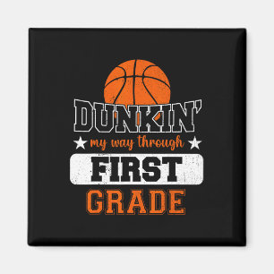 Aimant Dunking My Way through 1st Grade Basketball Back T