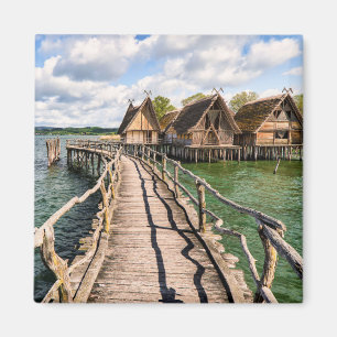 Aimant Eau   Maisons sur pilotis au-dessus de l'eau