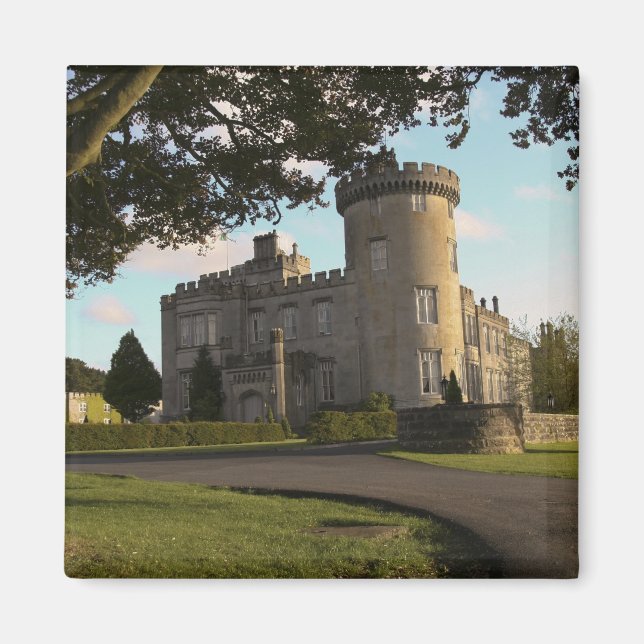 Aimant En Irlande, entrée côté Château de Dromoland (Devant)
