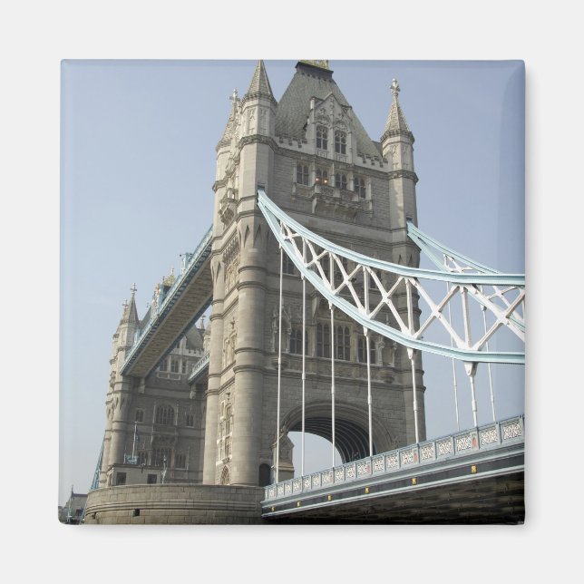 Aimant Europe, Angleterre, Londres. Pont Tower sur (Devant)