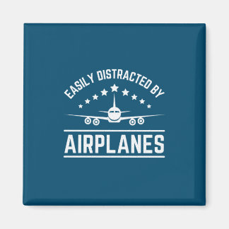Aimant facilement distrait par les avions