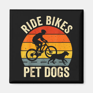 Aimant Faire du vélo avec les chiens de compagnie drôle d