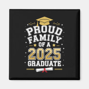 Aimant Famille fière d'une promotion de diplômé 2025