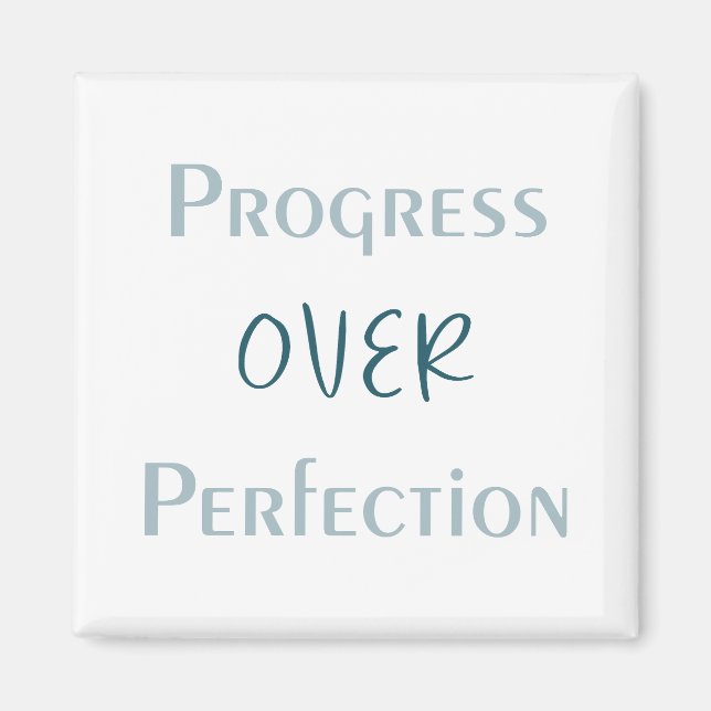 Aimant Find Strength in Progress With Intentional Design  (Devant)