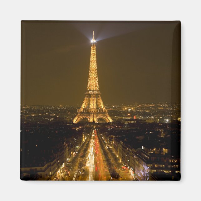 Aimant France, Paris. Vue nocturne de la Tour Eiffel (Devant)