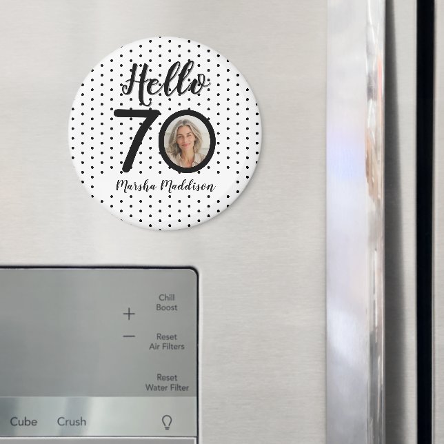 Aimant Hello 70 Black & White Dots Photo & Name Birthday (In situ (réfrigérateur))